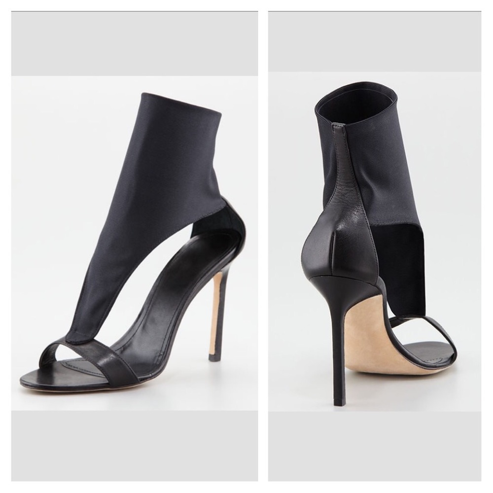 MANOLO BLAHNIK heels
